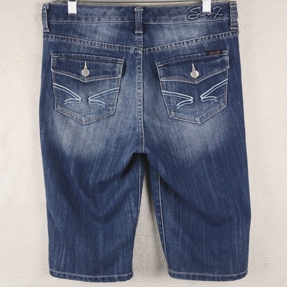 Seven7 Blue Medium Wash Whiskering Five Pocket Mid Rise Bermuda Jean Shorts - Picture 7 of 13